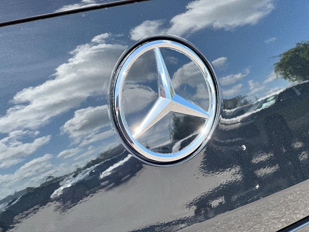 Thumbnail: 2025 Mercedes-Benz GLC - 7
