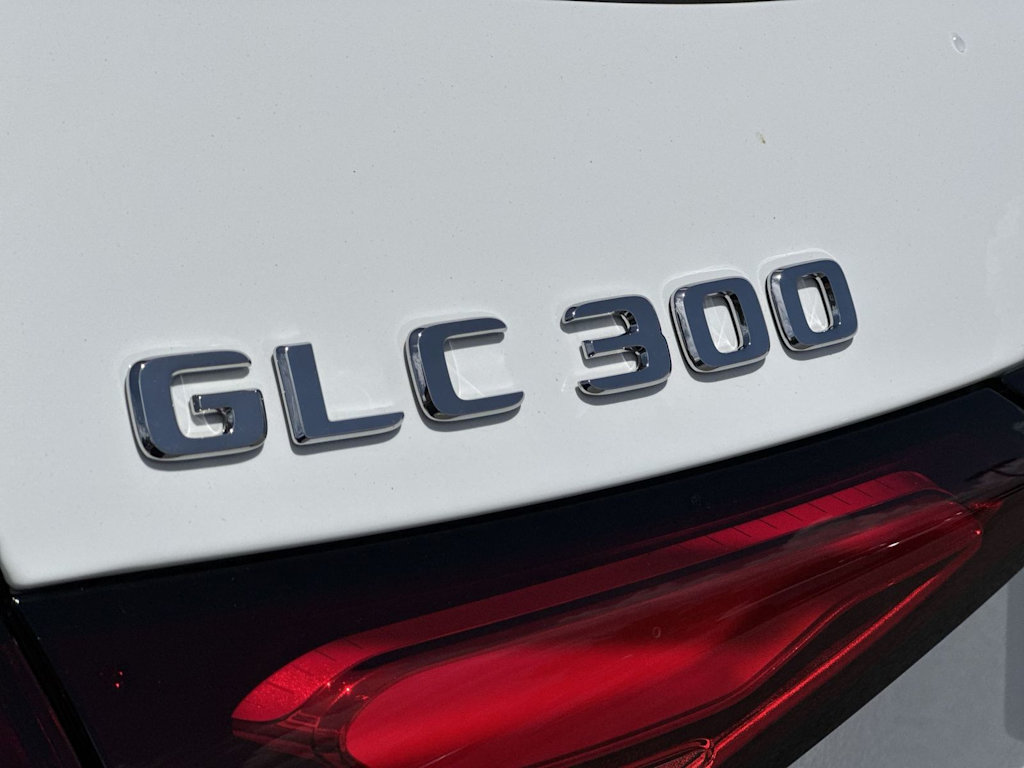 Thumbnail: 2026 Mercedes-Benz GLC - 7