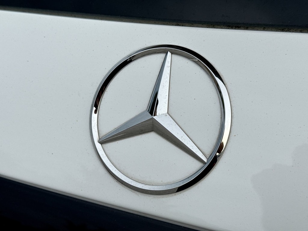Thumbnail: 2025 Mercedes-Benz GLC - 25
