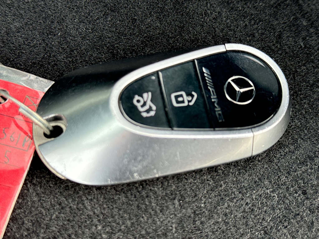 Thumbnail: 2025 Mercedes-Benz GLC - 18