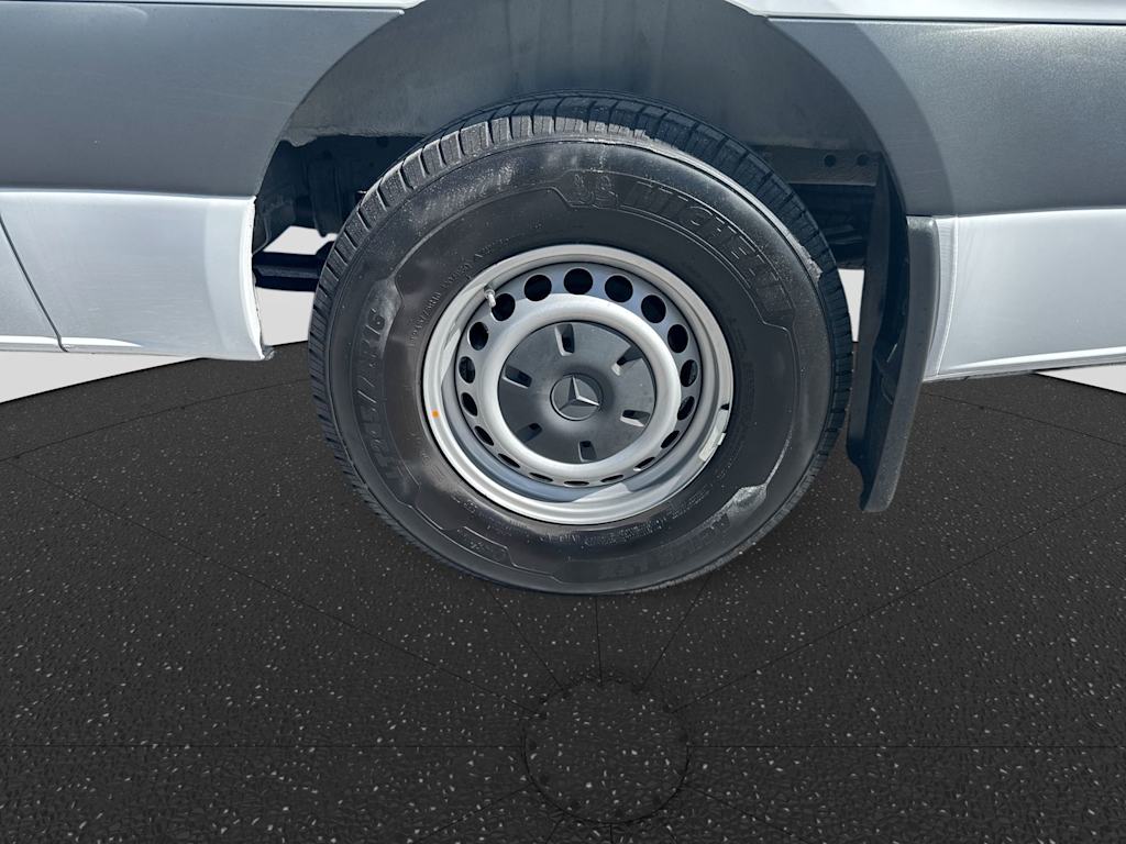 Thumbnail: 2024 Mercedes-Benz Sprinter - 29
