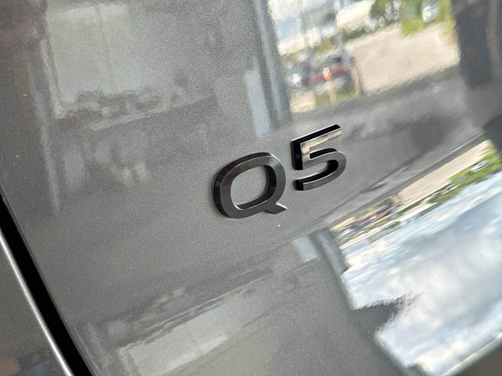 Thumbnail: 2025 Audi Q5 - 6