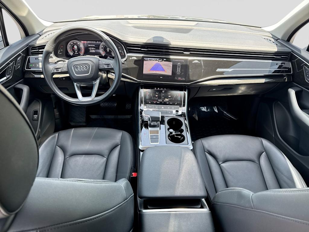 Thumbnail: 2023 Audi Q7 - 10