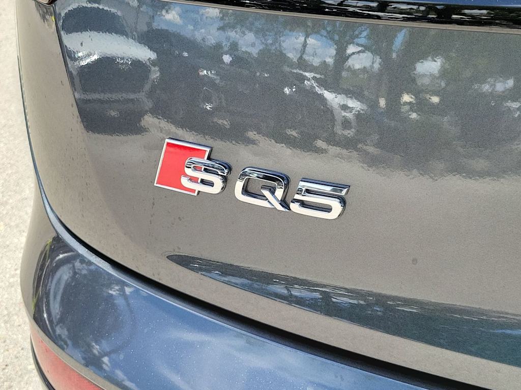 Thumbnail: 2023 Audi SQ5 - 7