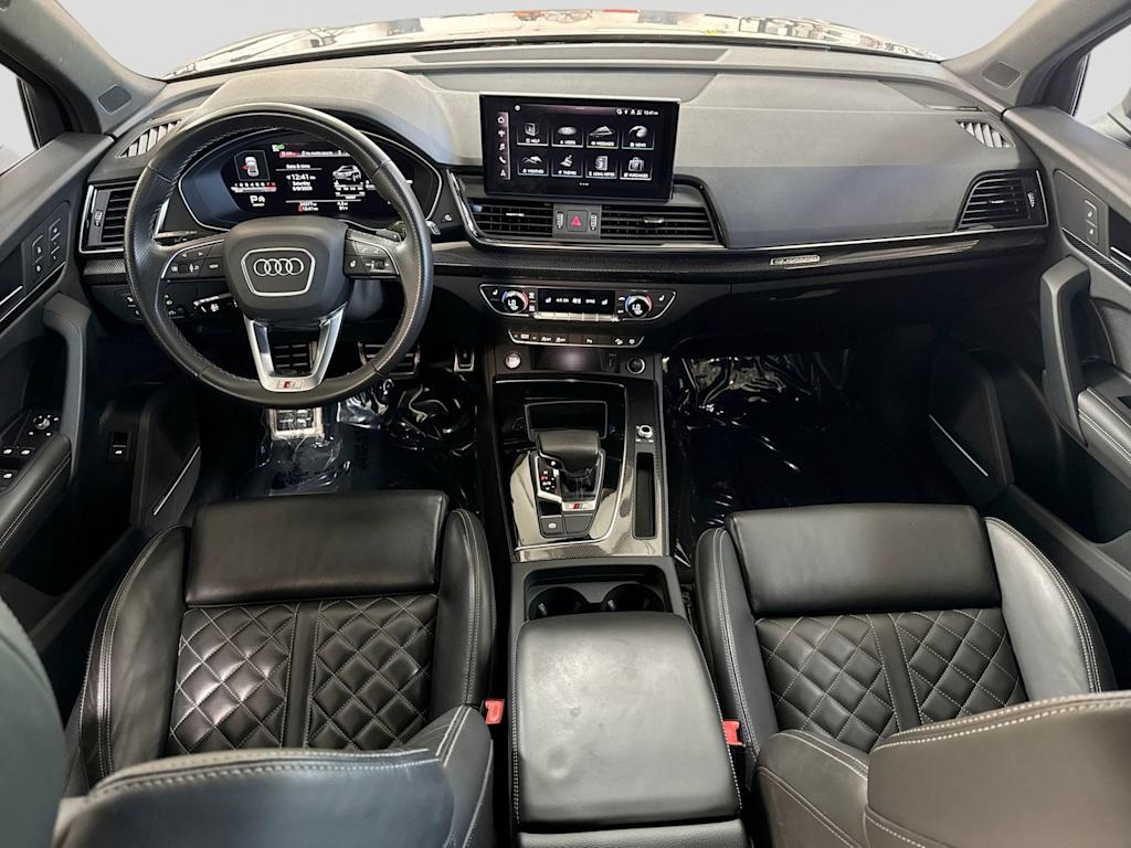 Thumbnail: 2023 Audi SQ5 - 2