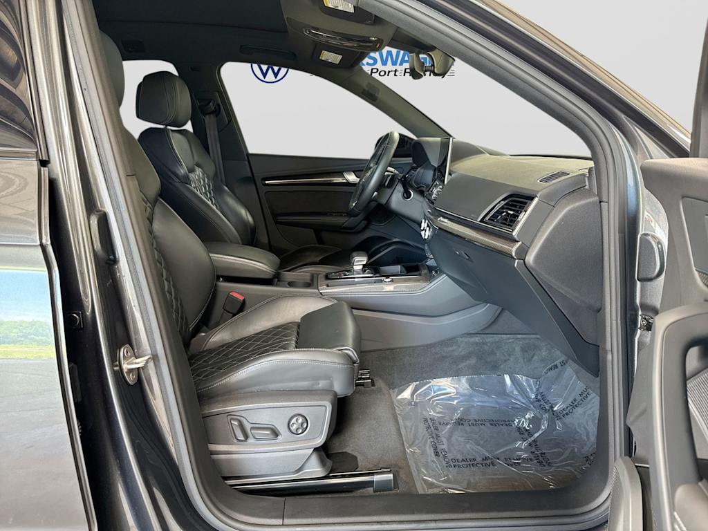 Thumbnail: 2023 Audi SQ5 - 34