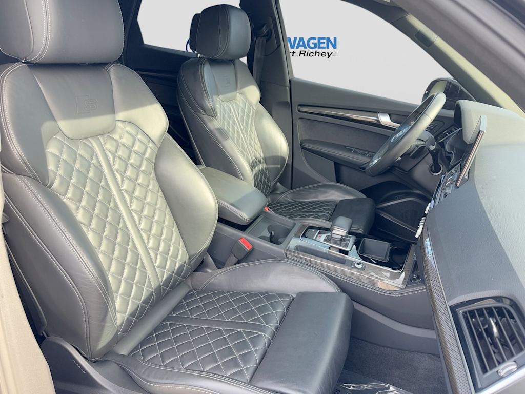 Thumbnail: 2023 Audi SQ5 - 11