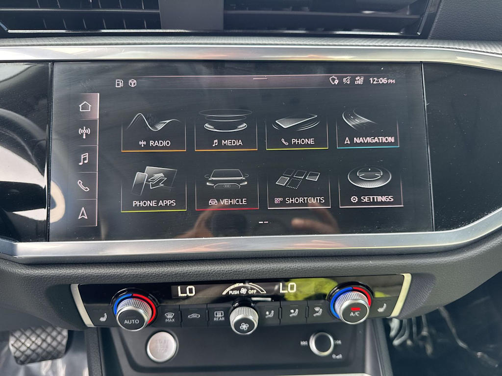 Thumbnail: 2020 Audi Q3 - 15