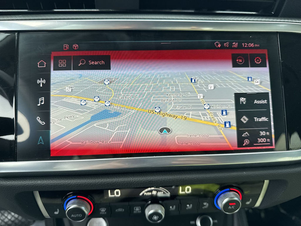 Thumbnail: 2020 Audi Q3 - 30