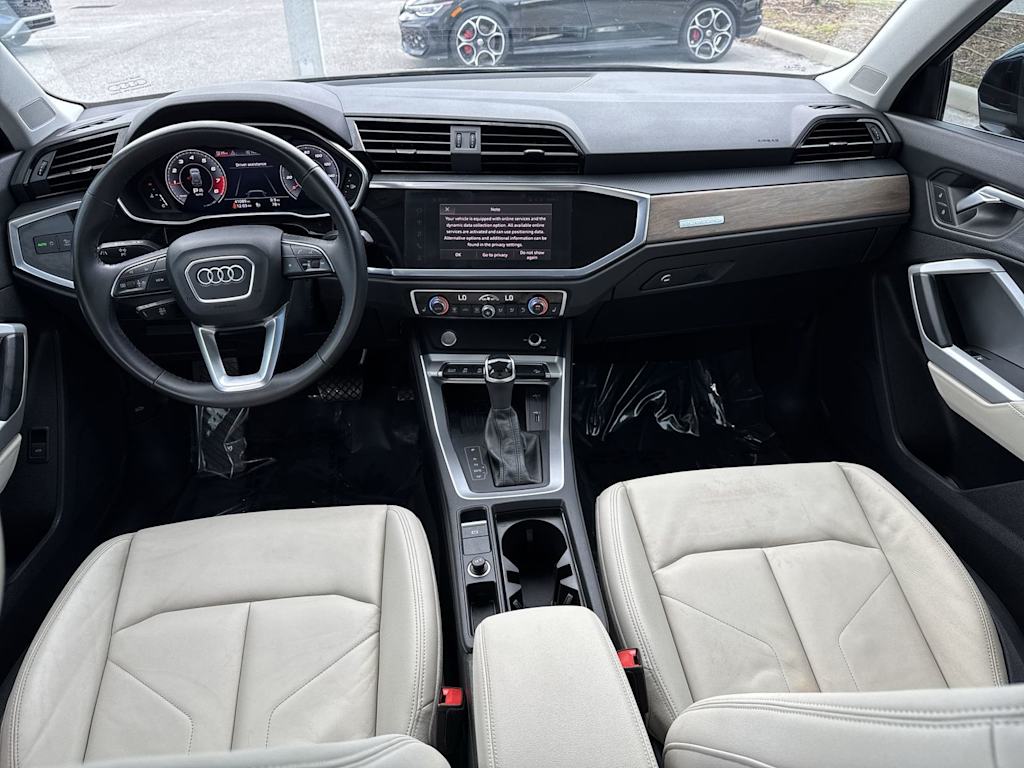 Thumbnail: 2020 Audi Q3 - 10