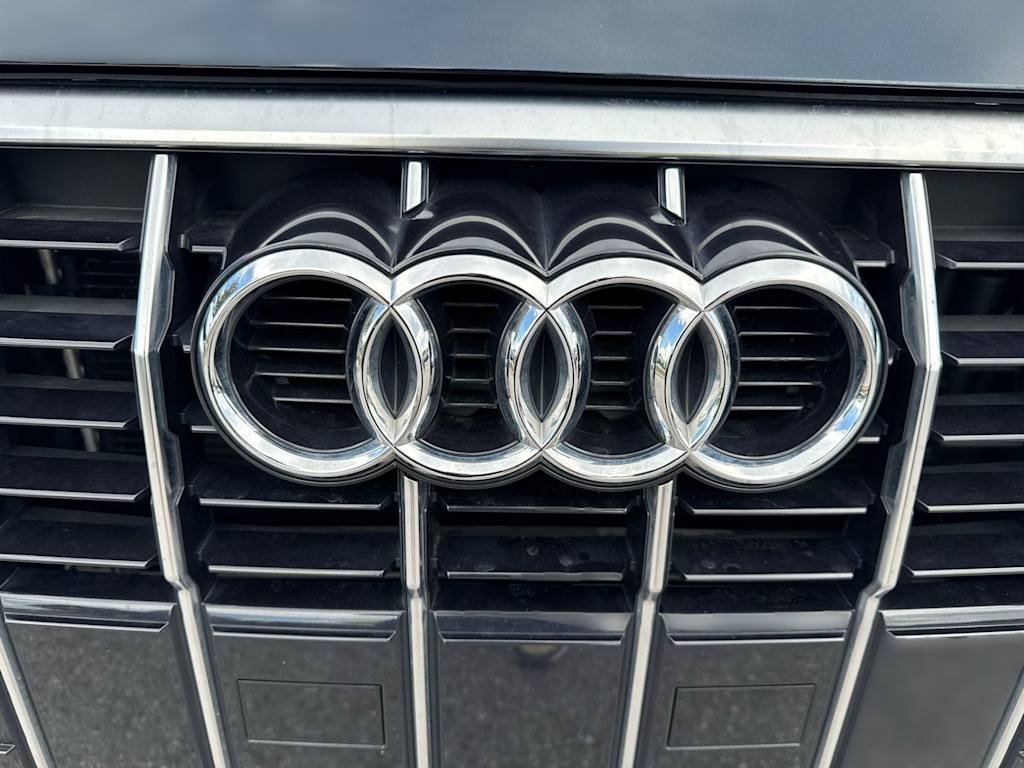 Thumbnail: 2020 Audi Q3 - 7