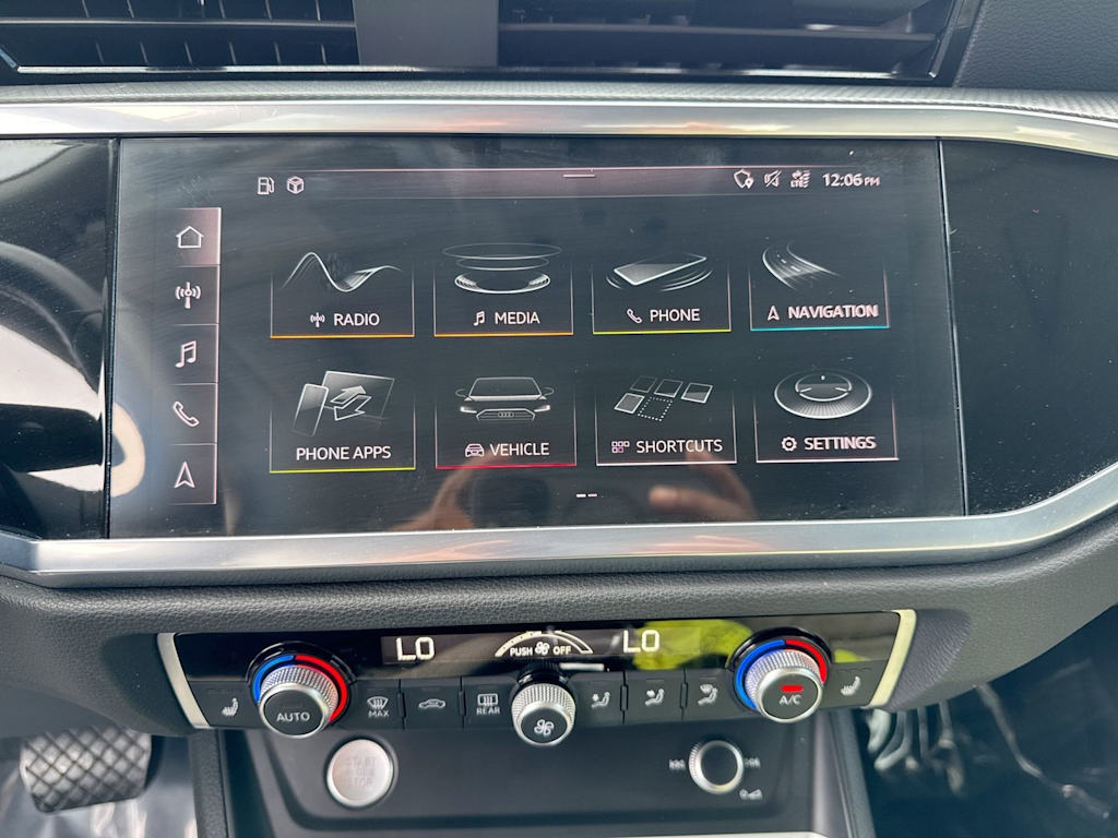 Thumbnail: 2020 Audi Q3 - 15