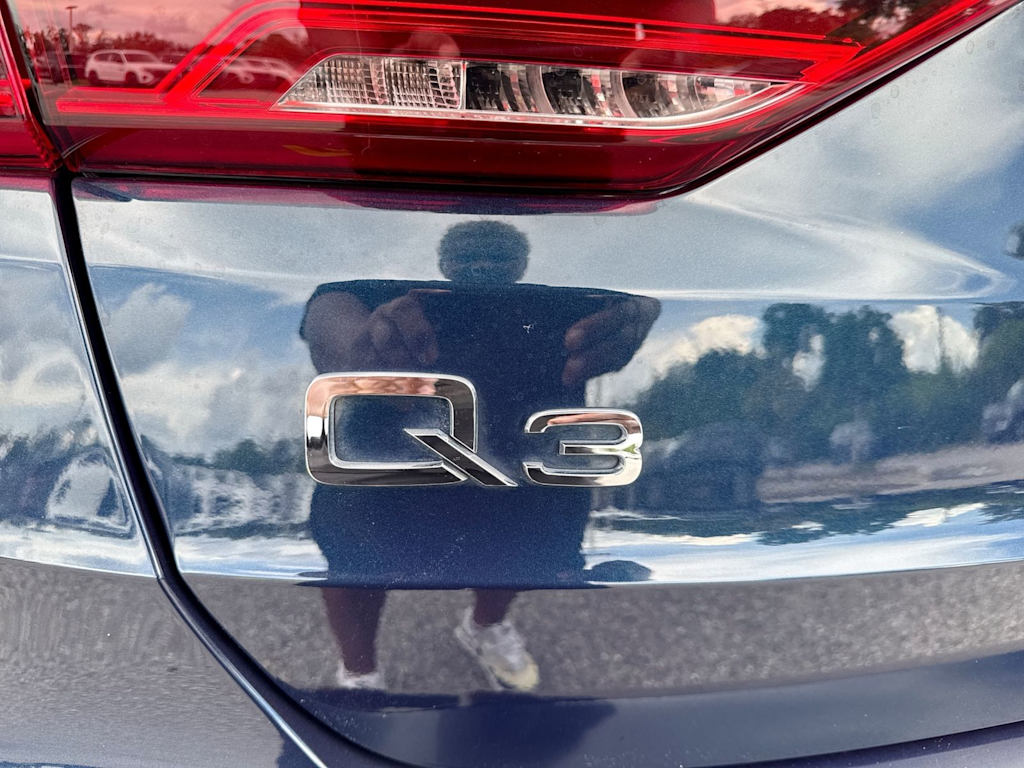 Thumbnail: 2020 Audi Q3 - 22