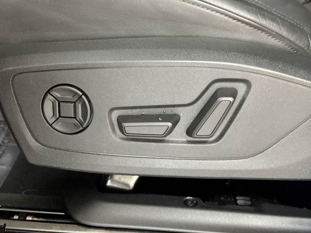 Thumbnail: 2023 Audi Q3 - 31