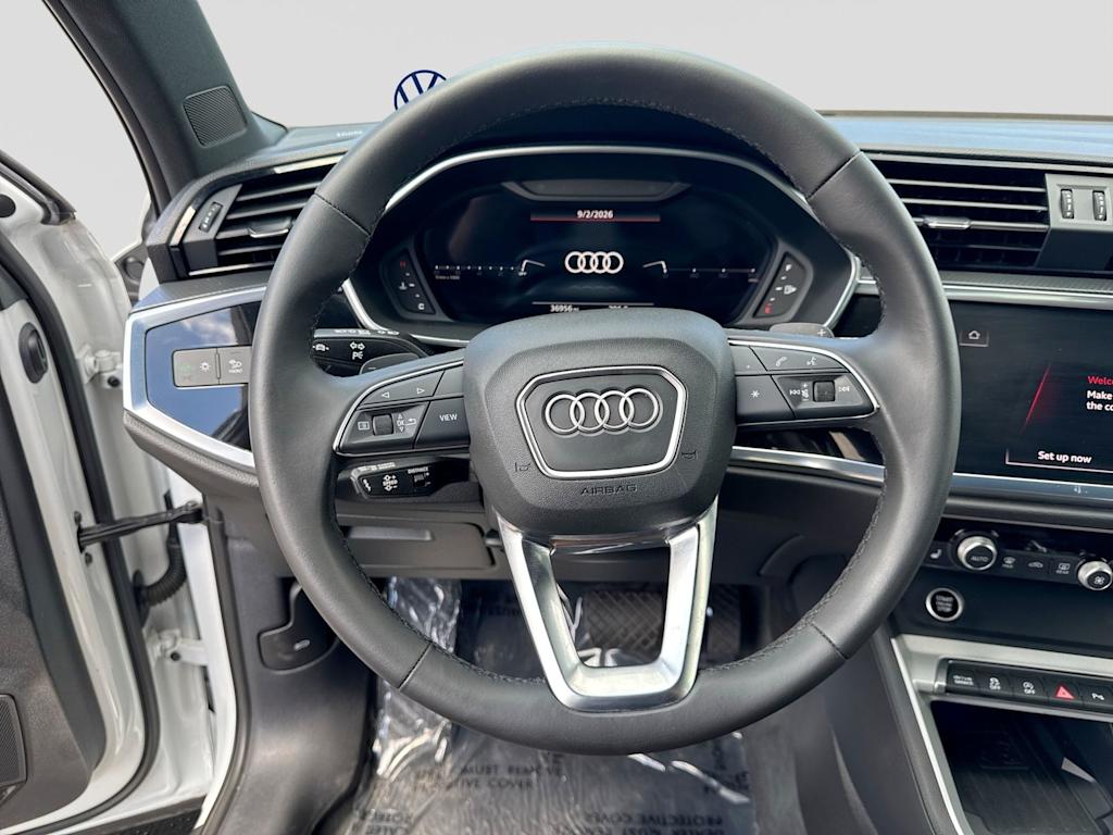 Thumbnail: 2023 Audi Q3 - 13