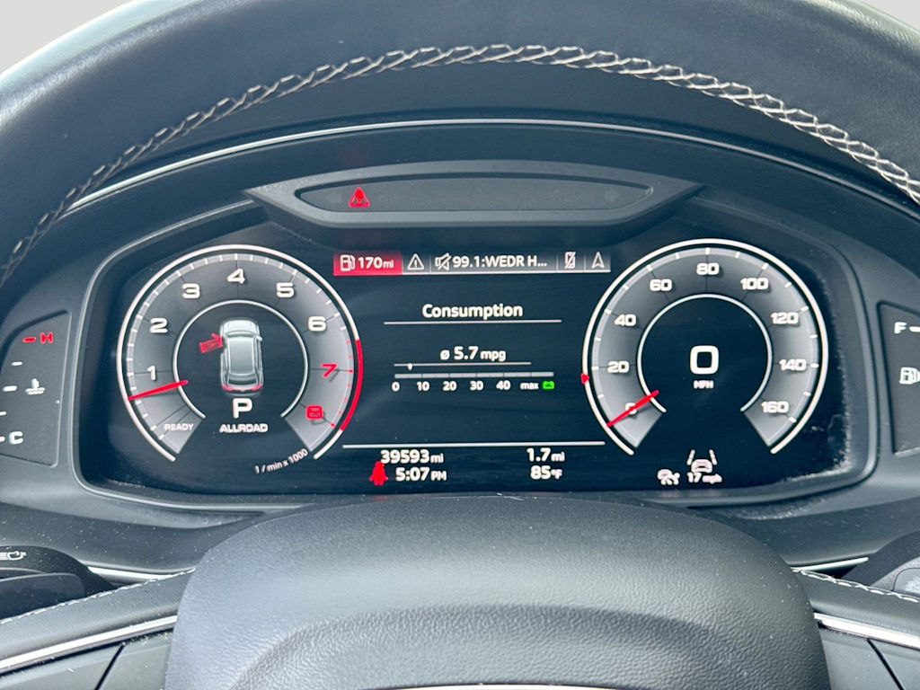 Thumbnail: 2022 Audi Q8 - 15