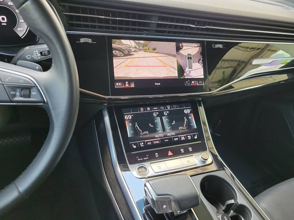 Thumbnail: 2021 Audi Q7 - 15