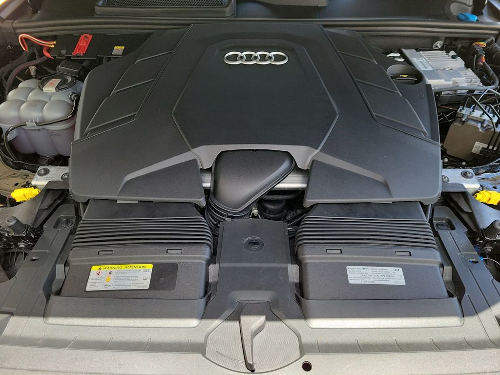 Thumbnail: 2021 Audi Q7 - 9