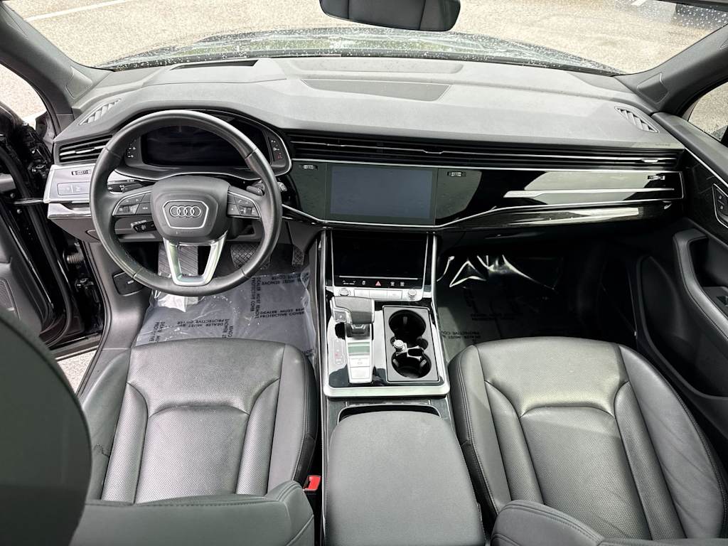 Thumbnail: 2021 Audi Q7 - 2