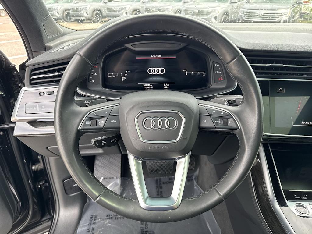 Thumbnail: 2021 Audi Q7 - 10