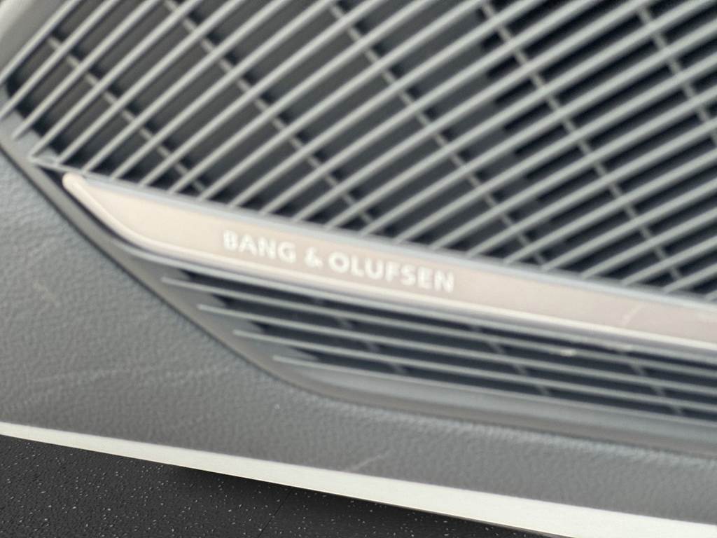 Thumbnail: 2023 Audi A4 - 40