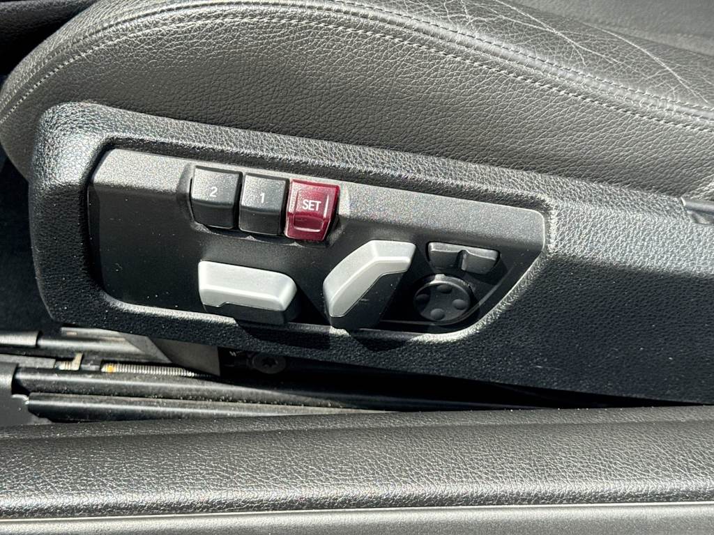 Thumbnail: 2016 BMW 4 Series - 17