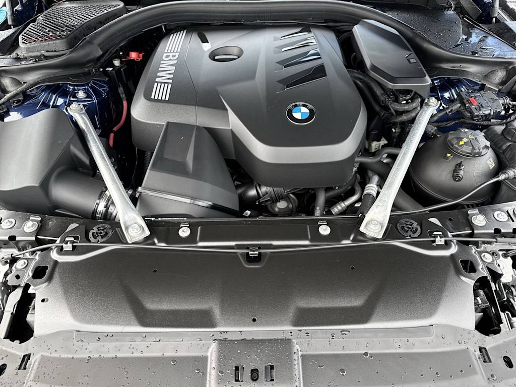Thumbnail: 2024 BMW 5 Series - 9