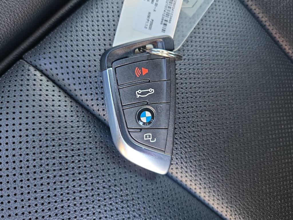 Thumbnail: 2025 BMW 4 Series - 18