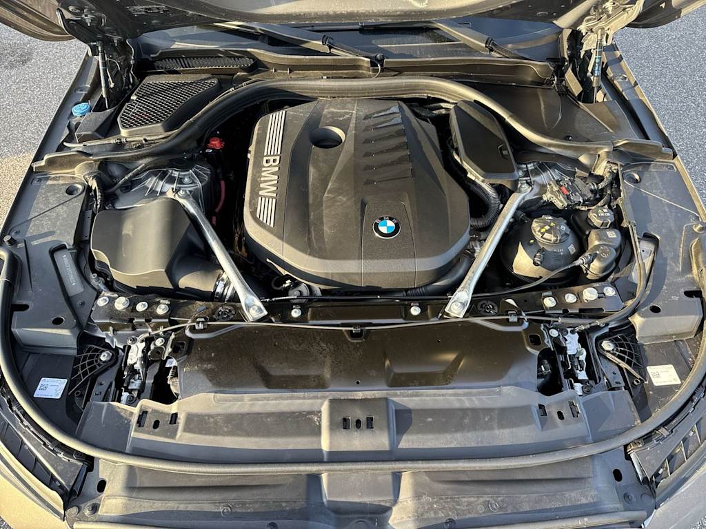 Thumbnail: 2026 BMW 5 Series - 9