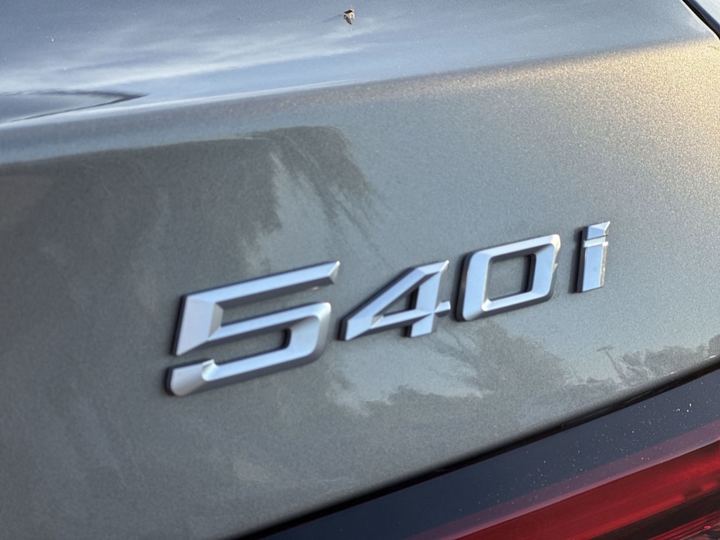 Thumbnail: 2026 BMW 5 Series - 23
