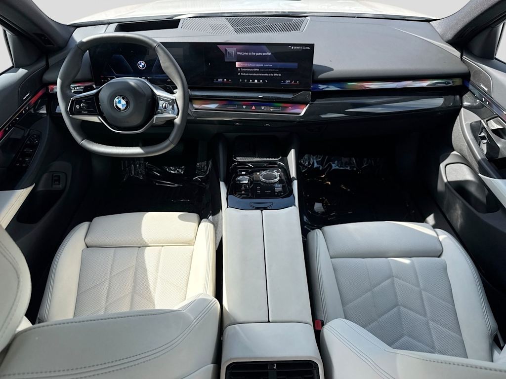 Thumbnail: 2026 BMW 5 Series - 9