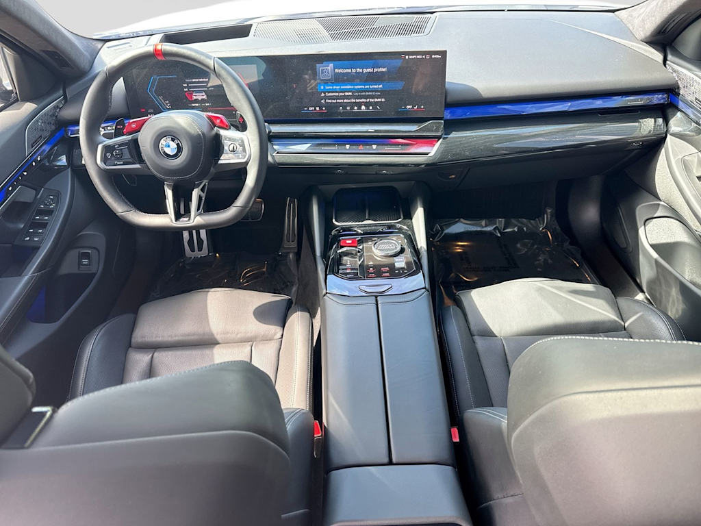 Thumbnail: 2025 BMW M5 - 2