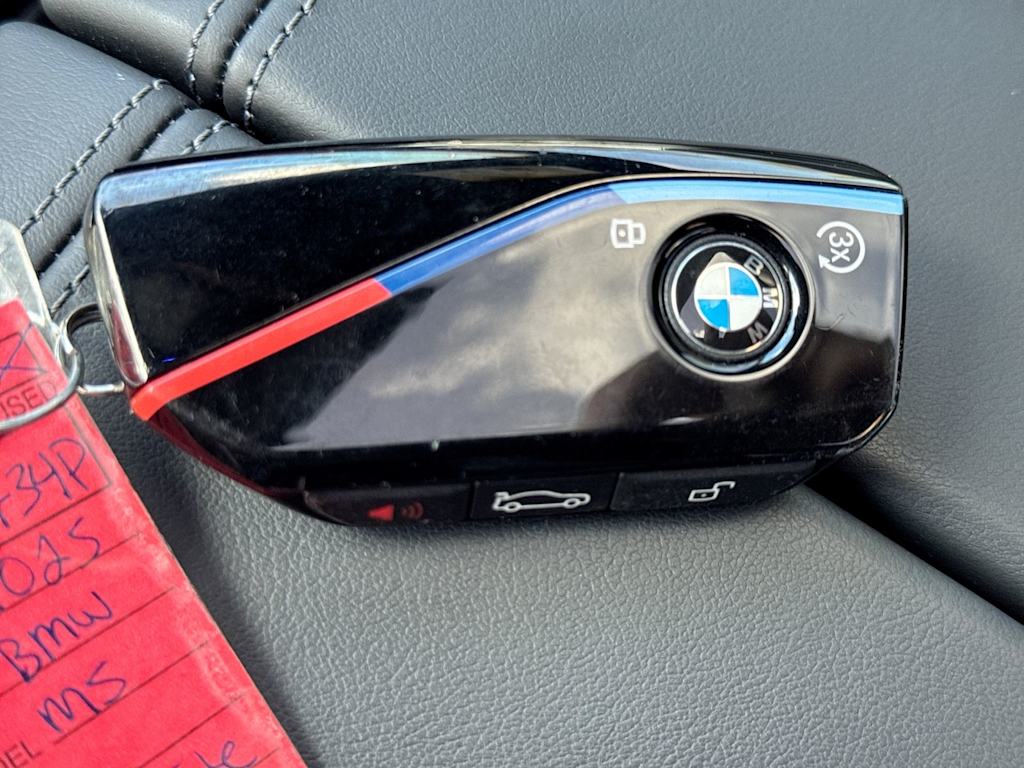 Thumbnail: 2025 BMW M5 - 15