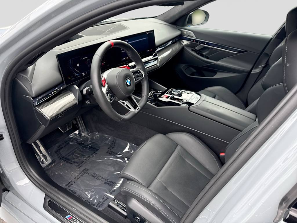 Thumbnail: 2026 BMW M5 - 10