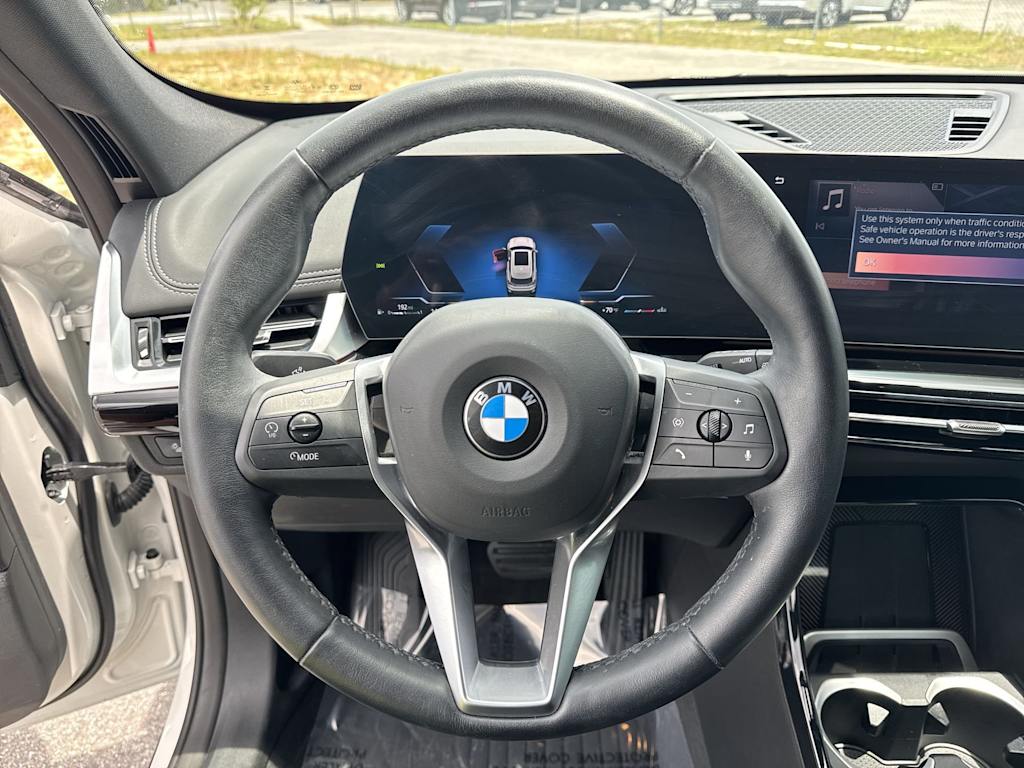 Thumbnail: 2025 BMW X1 - 14