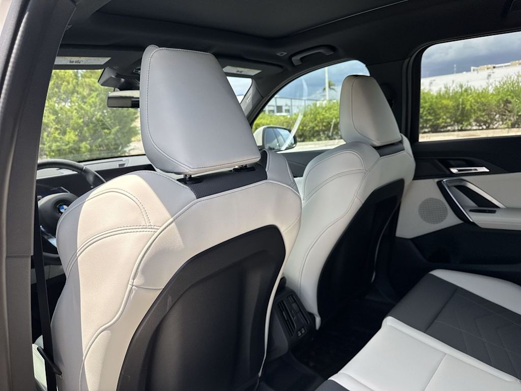 Thumbnail: 2026 BMW X1 - 25