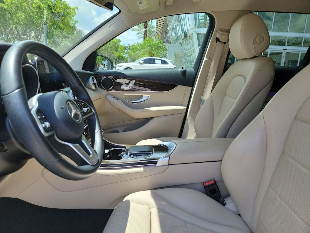 Thumbnail: 2020 Mercedes-Benz GLC - 10