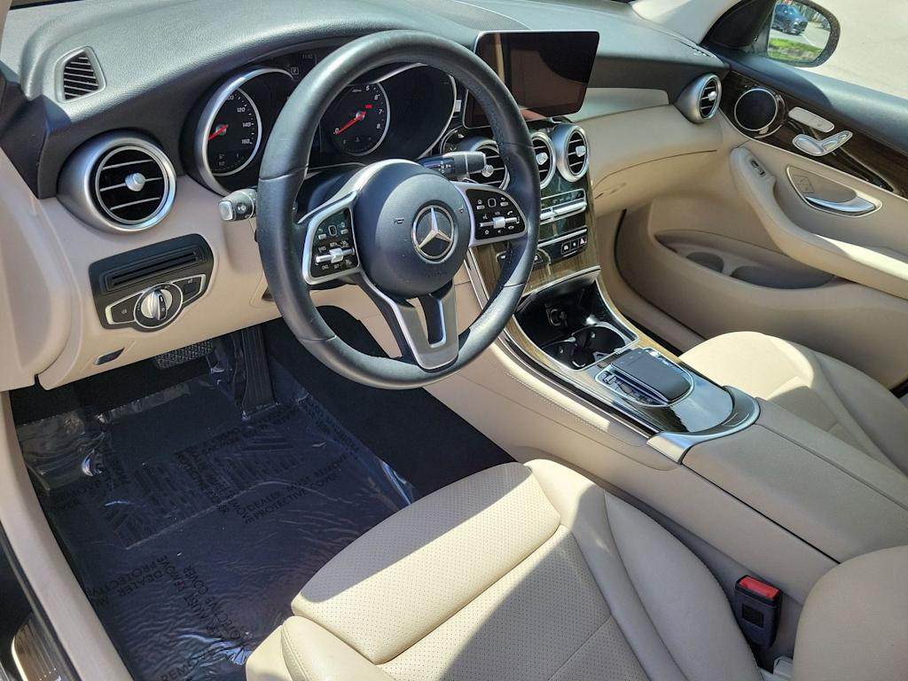 Thumbnail: 2020 Mercedes-Benz GLC - 2