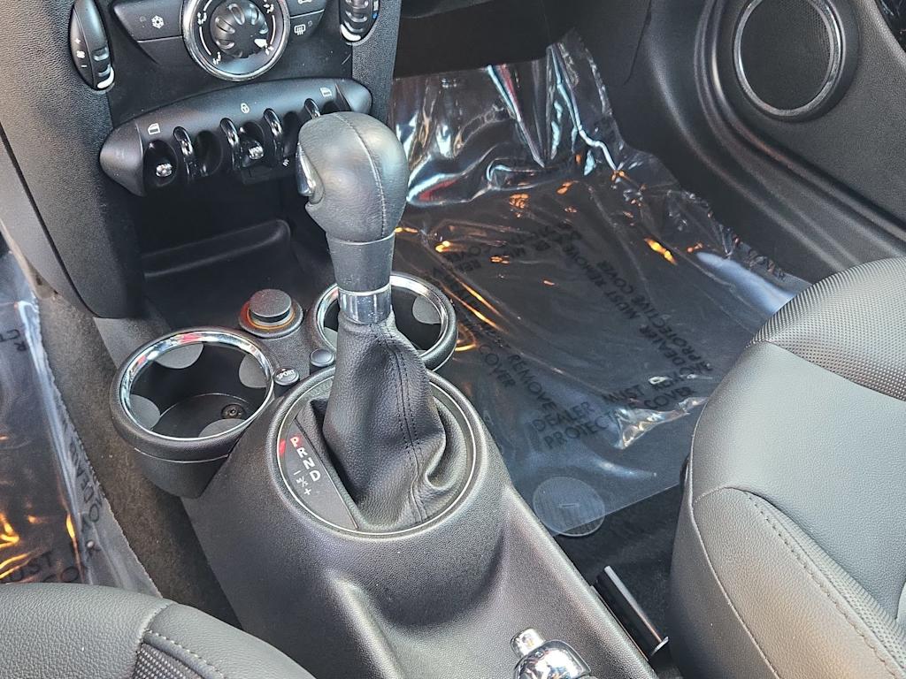 Thumbnail: 2012 MINI Cooper - 12