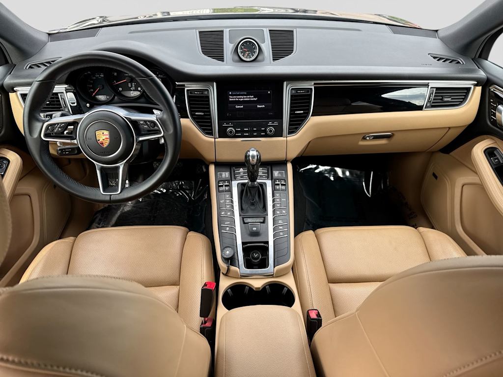 Thumbnail: 2018 Porsche Macan - 2