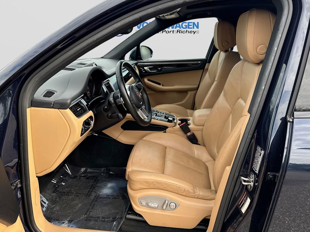 Thumbnail: 2018 Porsche Macan - 12