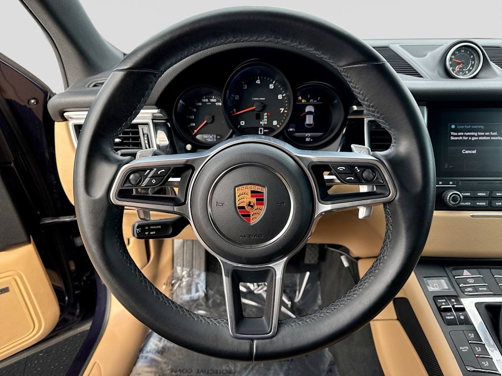 Thumbnail: 2018 Porsche Macan - 10