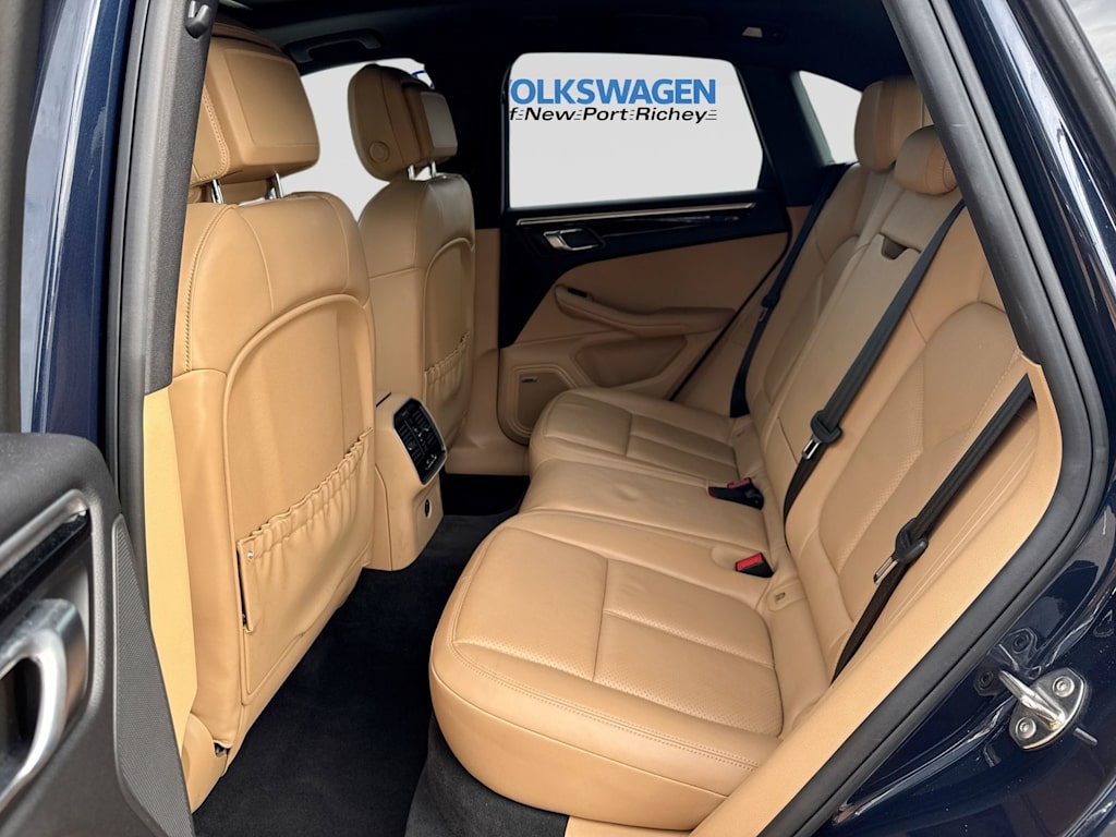 Thumbnail: 2018 Porsche Macan - 33