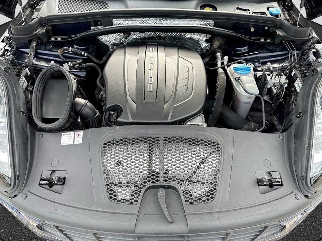 Thumbnail: 2018 Porsche Macan - 9