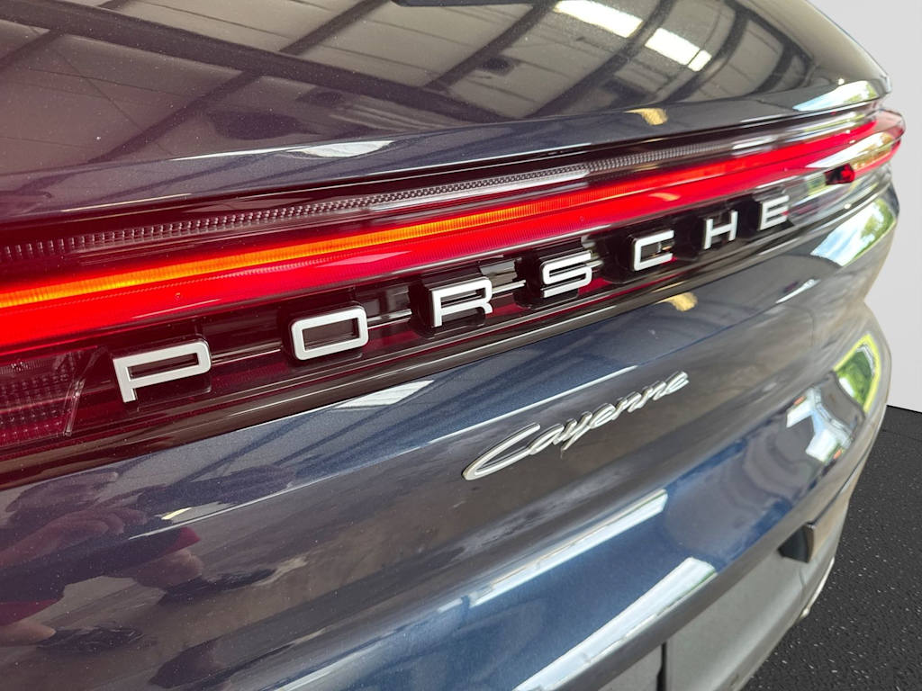 Thumbnail: 2024 Porsche Cayenne - 7