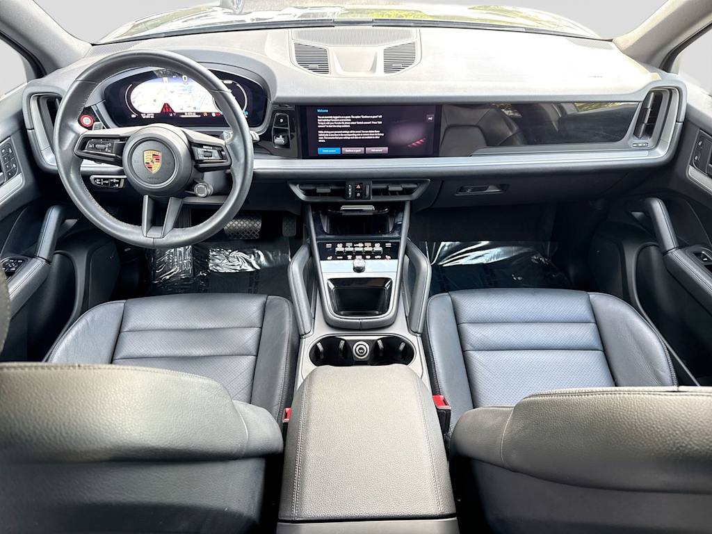 Thumbnail: 2025 Porsche Cayenne - 2
