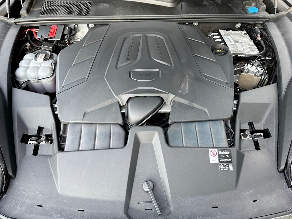 Thumbnail: 2025 Porsche Cayenne - 9