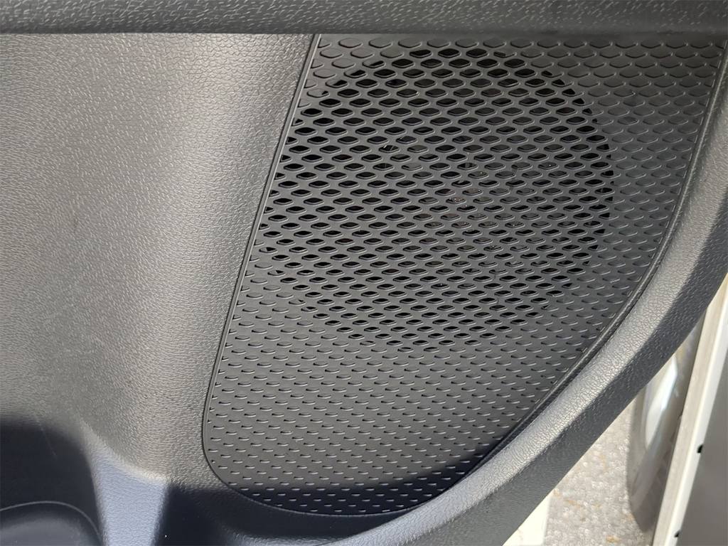 Thumbnail: 2025 Volkswagen ID.Buzz - 33