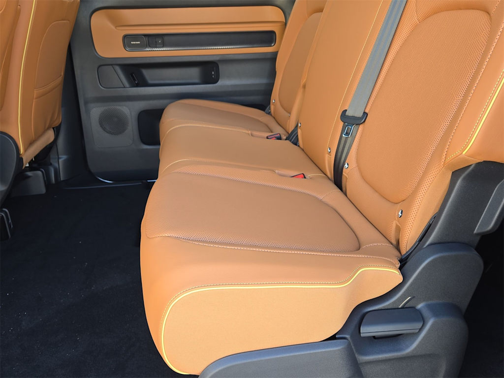 Thumbnail: 2025 Volkswagen ID.Buzz - 25