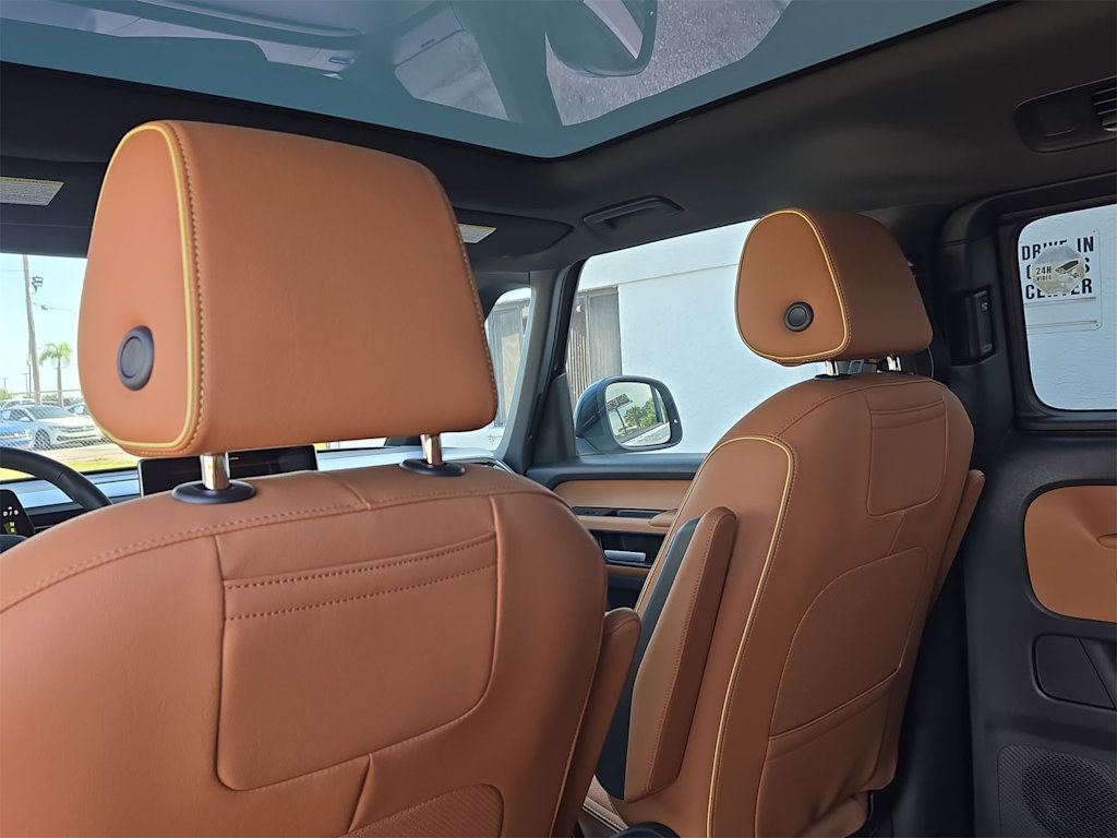 Thumbnail: 2025 Volkswagen ID.Buzz - 12